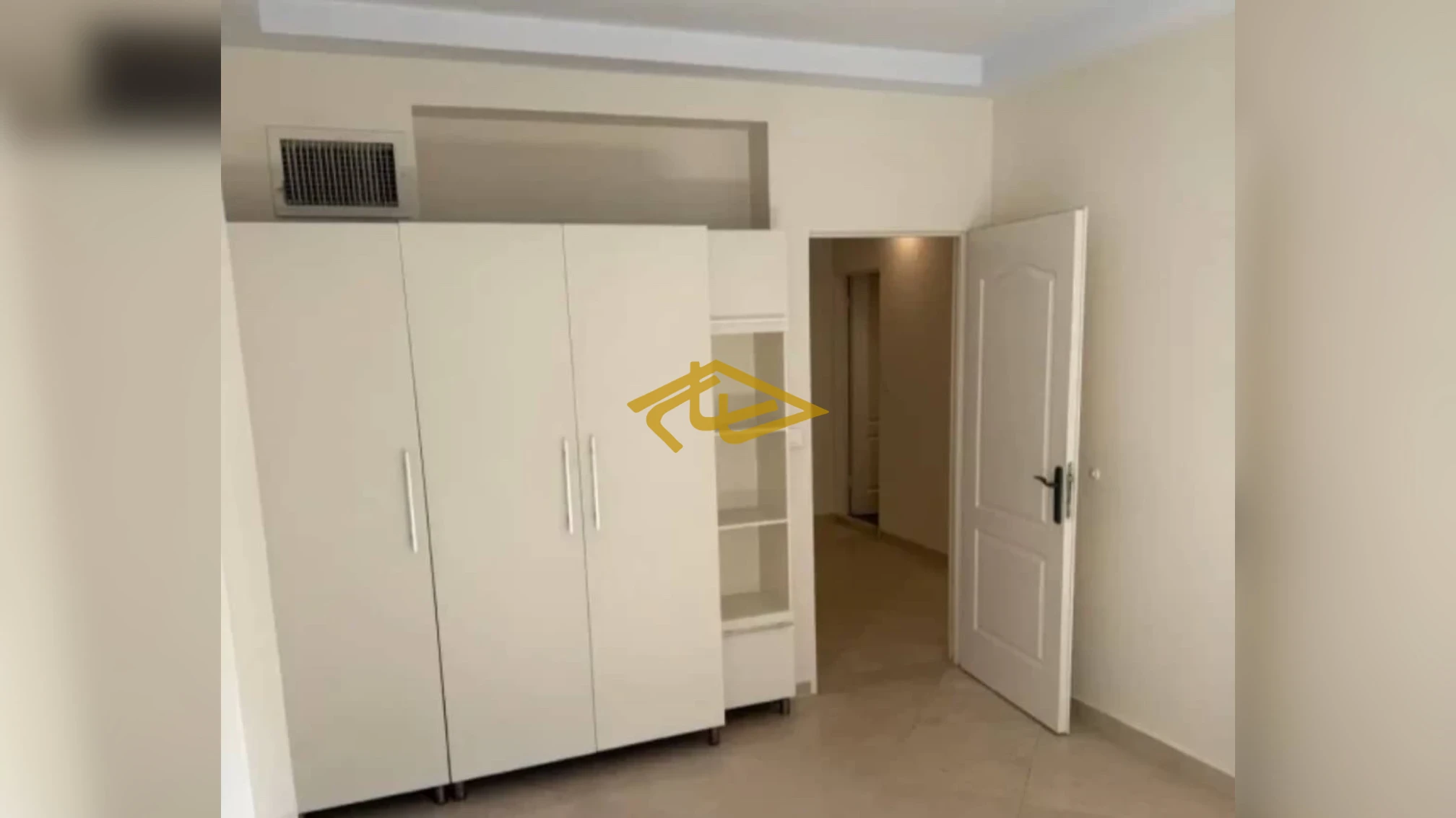 اجاره آپارتمان ۶۵ متری یک خوابه بازسازی شده در زعفرانیه خیابان پسیان | بالکن سبز | املاک ساسان