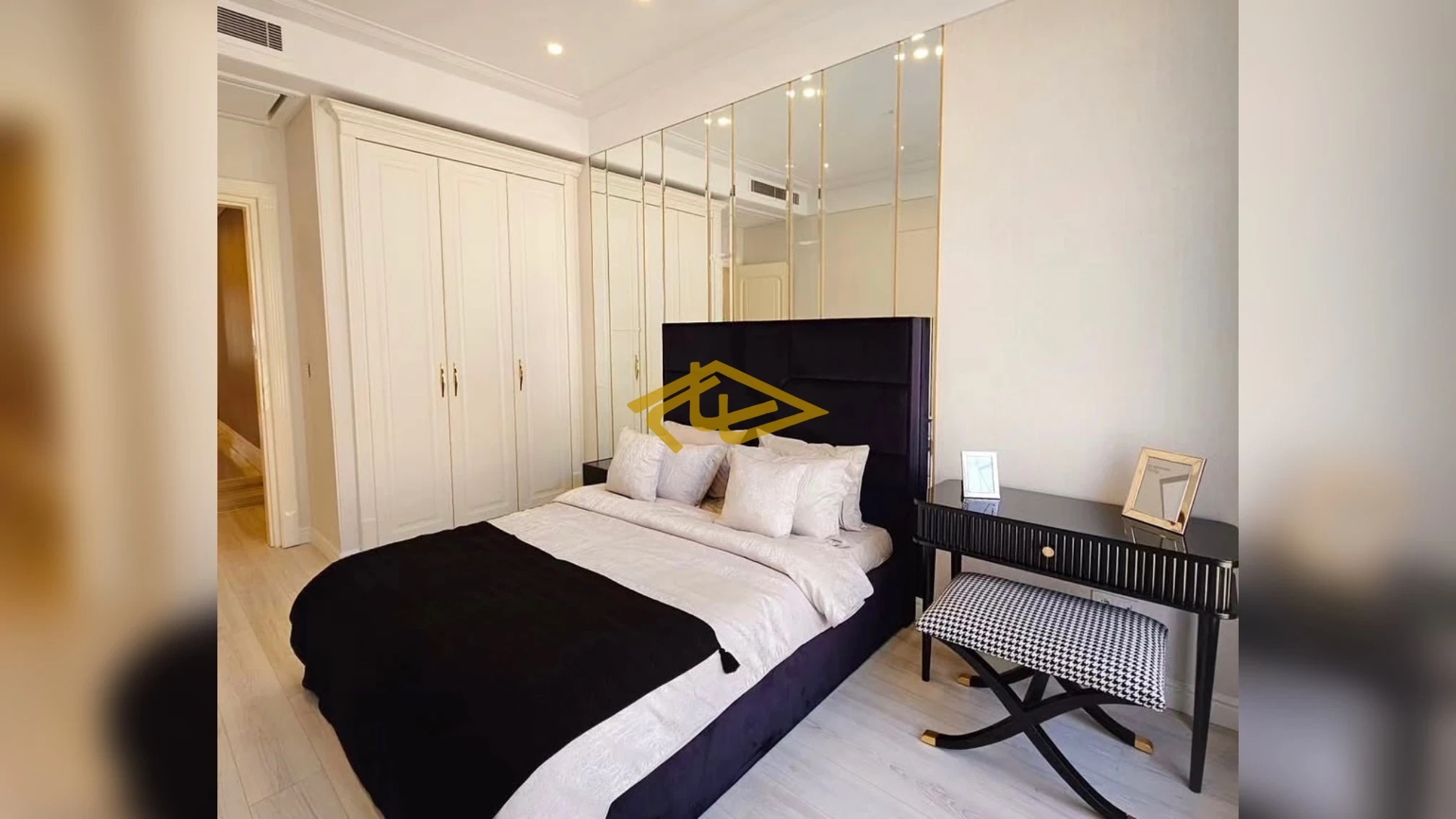 خرید آپارتمان در برج فاطیما ولنجک