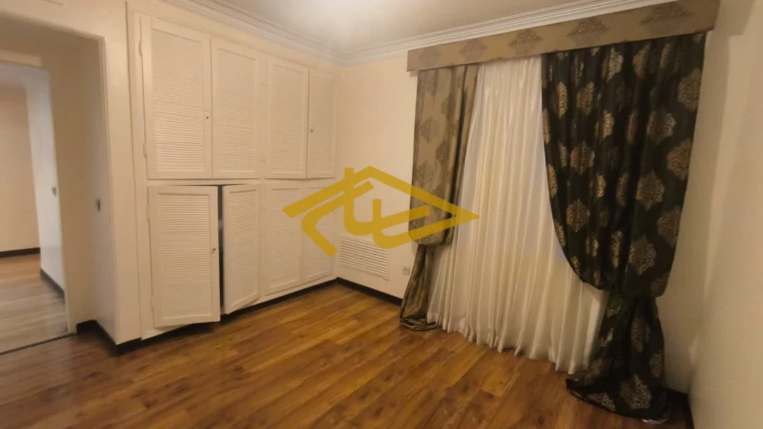 خرید آپارتمان ۱۵۰ متری در زعفرانیه | بازسازی‌شده، کم‌واحد، لوکیشن عالی | پیشنهاد املاک ساسان