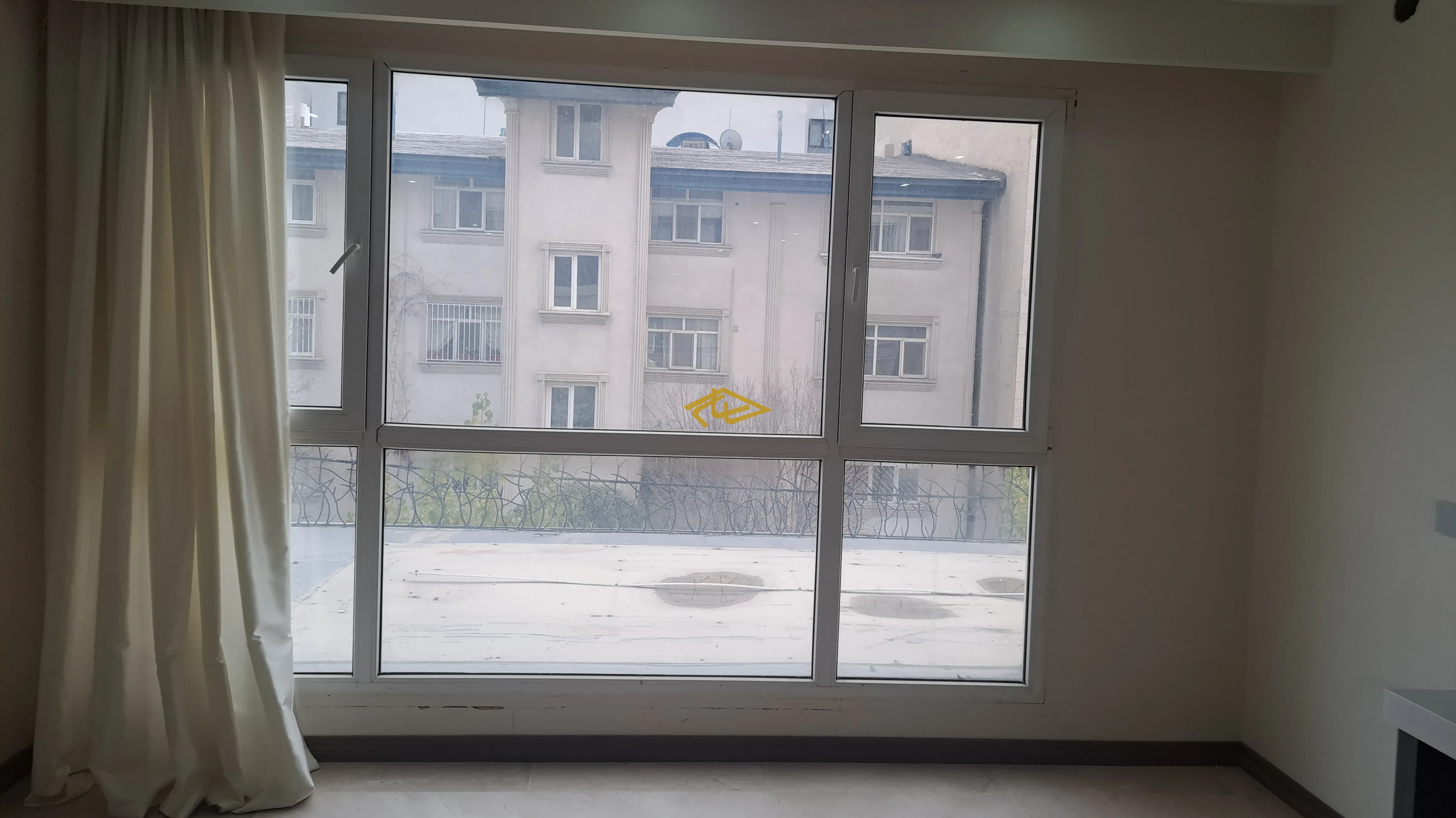 اجاره آپارتمان ۱۵۵ متری لوکس در ولنجک | ۳ خواب، ۴ ساله، فول امکانات | رهن کامل