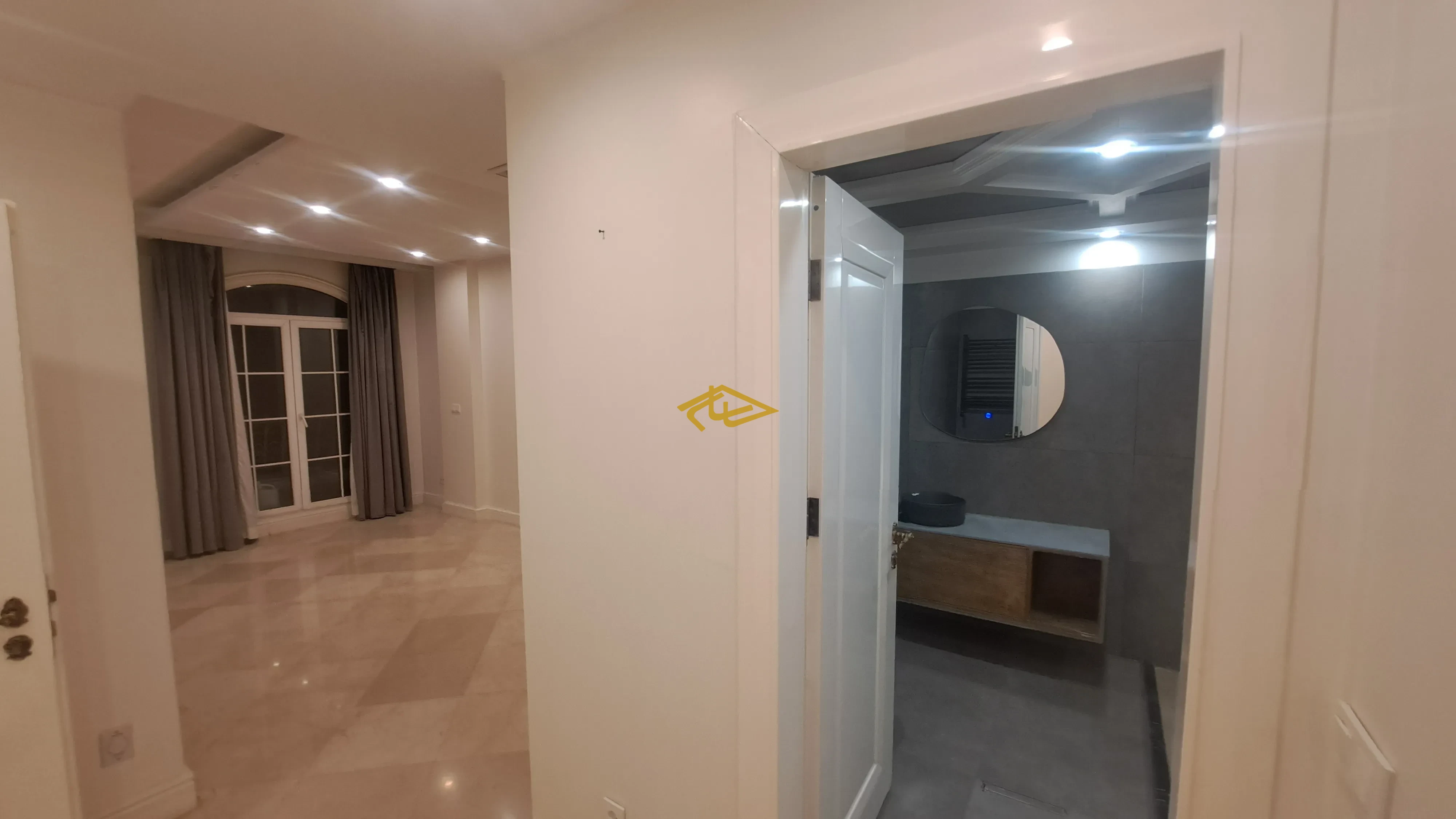 اجاره آپارتمان ۲۳۰ متری ۳ خواب مستر تکواحدی | رهن کامل ولنجک