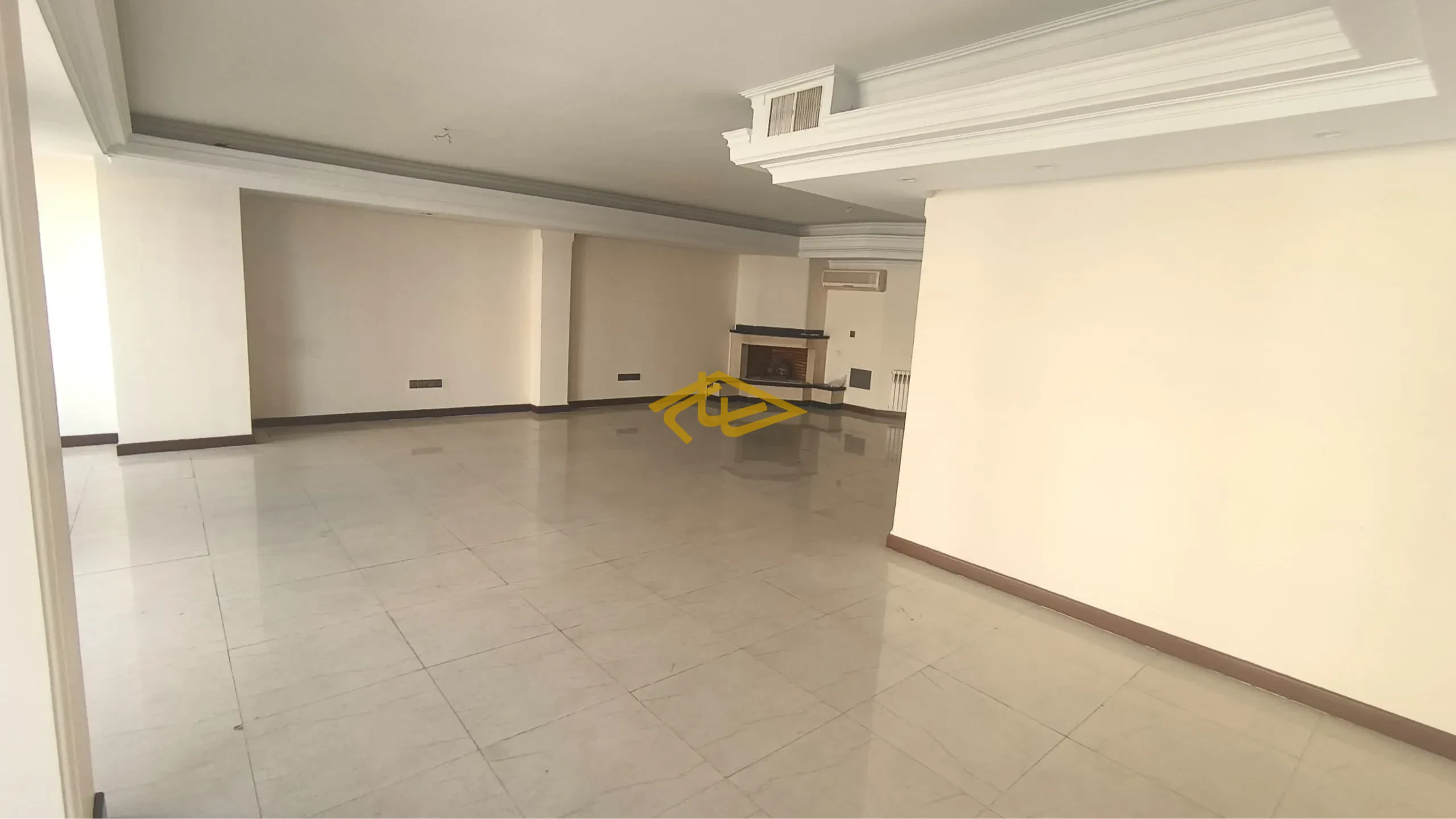 اجاره آپارتمان ۱۹۵ متری ۳ خواب مستر در زعفرانیه | طبقه آخر | نور شمال و جنوب