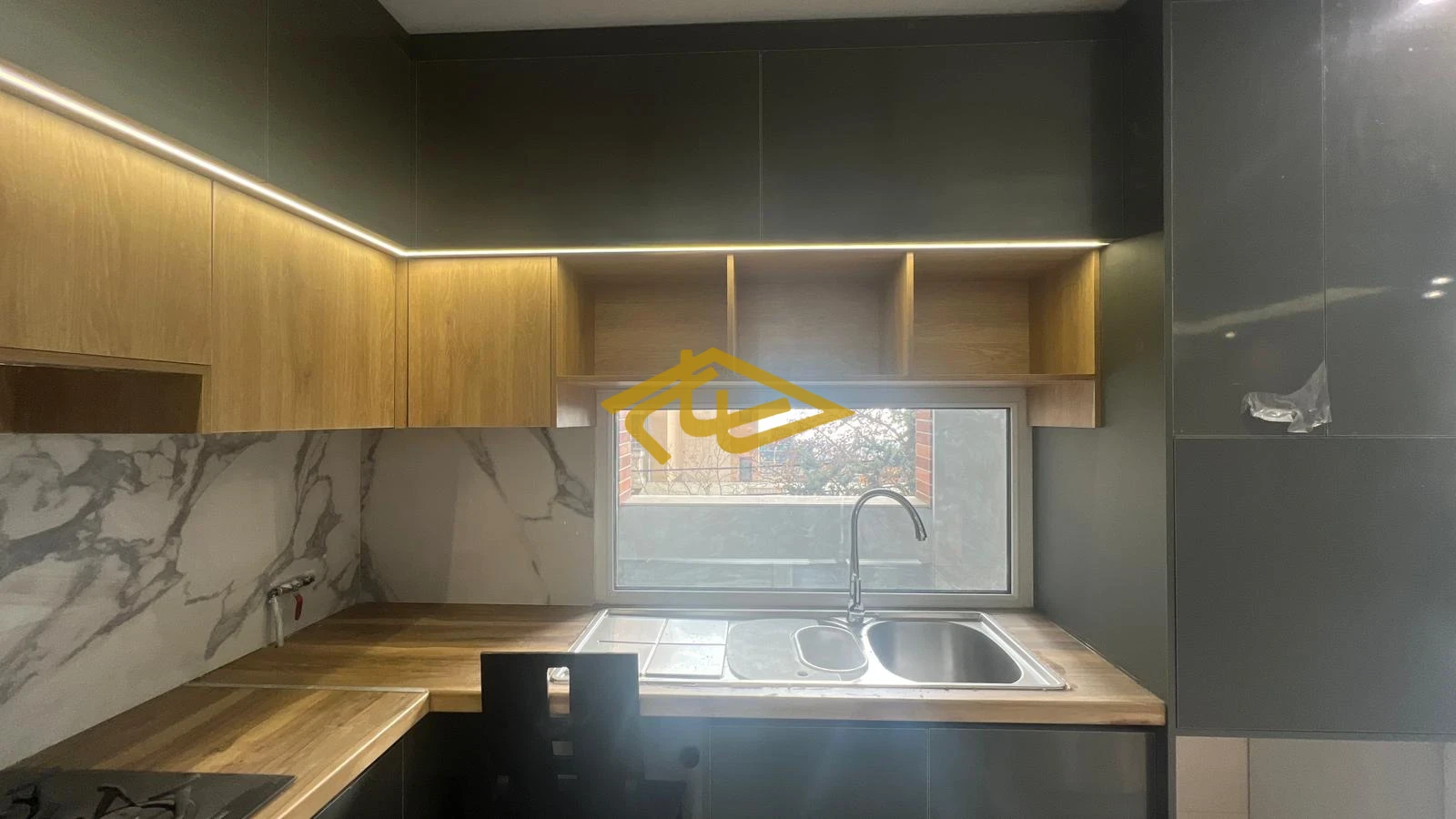 خرید آپارتمان نوساز در ولنجک تهران | 160 متر سه خواب