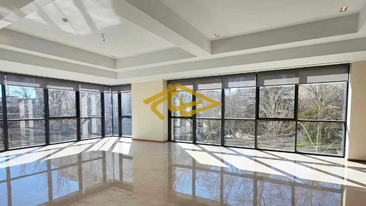 خرید آپارتمان ۴۱۰ متری لوکس و فول‌امکانات در ولنجک خیابان ساسان