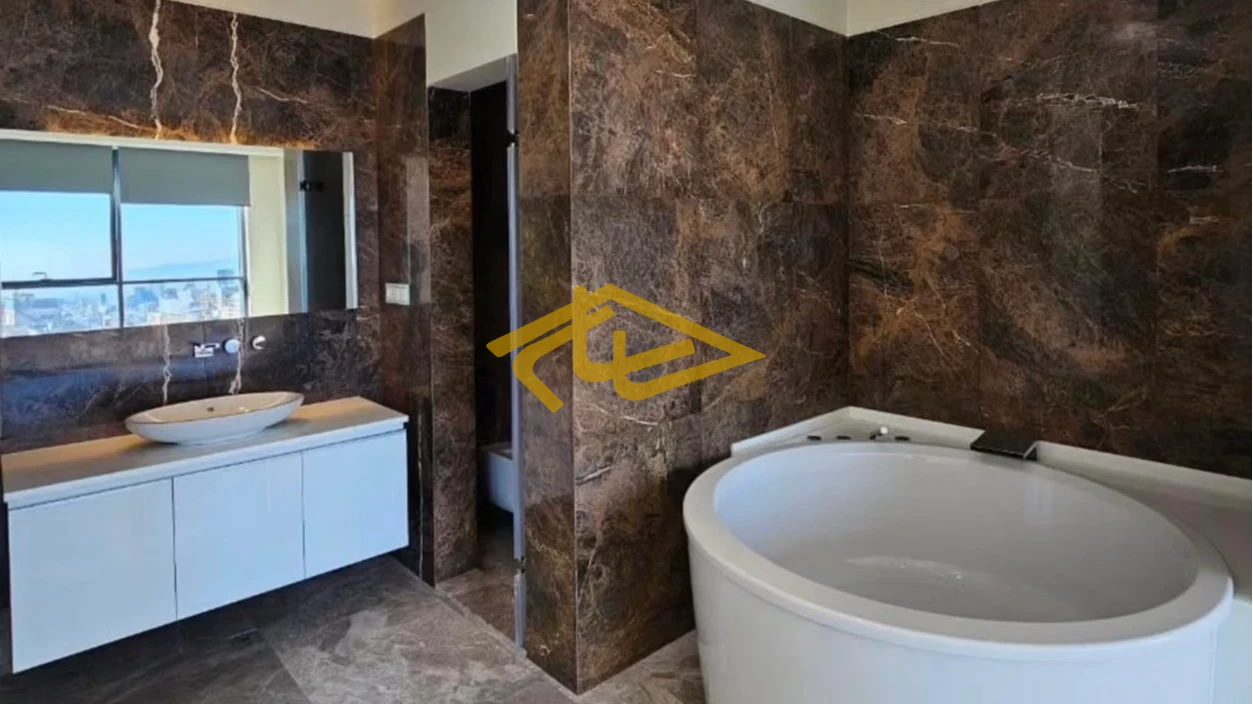 خرید آپارتمان ۴۱۰ متری لوکس و فول‌امکانات در ولنجک خیابان ساسان