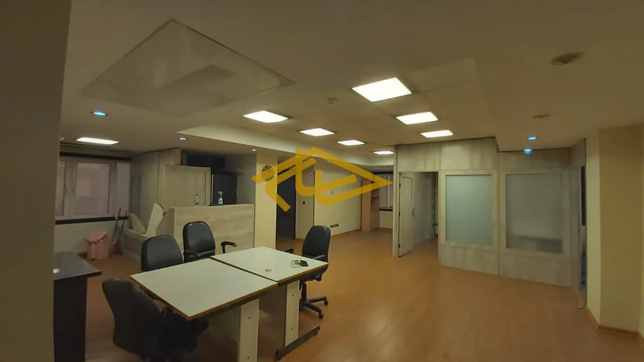 اجاره دفتر كار در زعفرانيه ١٦٧ متر ٤ خواب ٢ پاركينگ خوش نقشه بسيار شيك در خيابان بهزادي