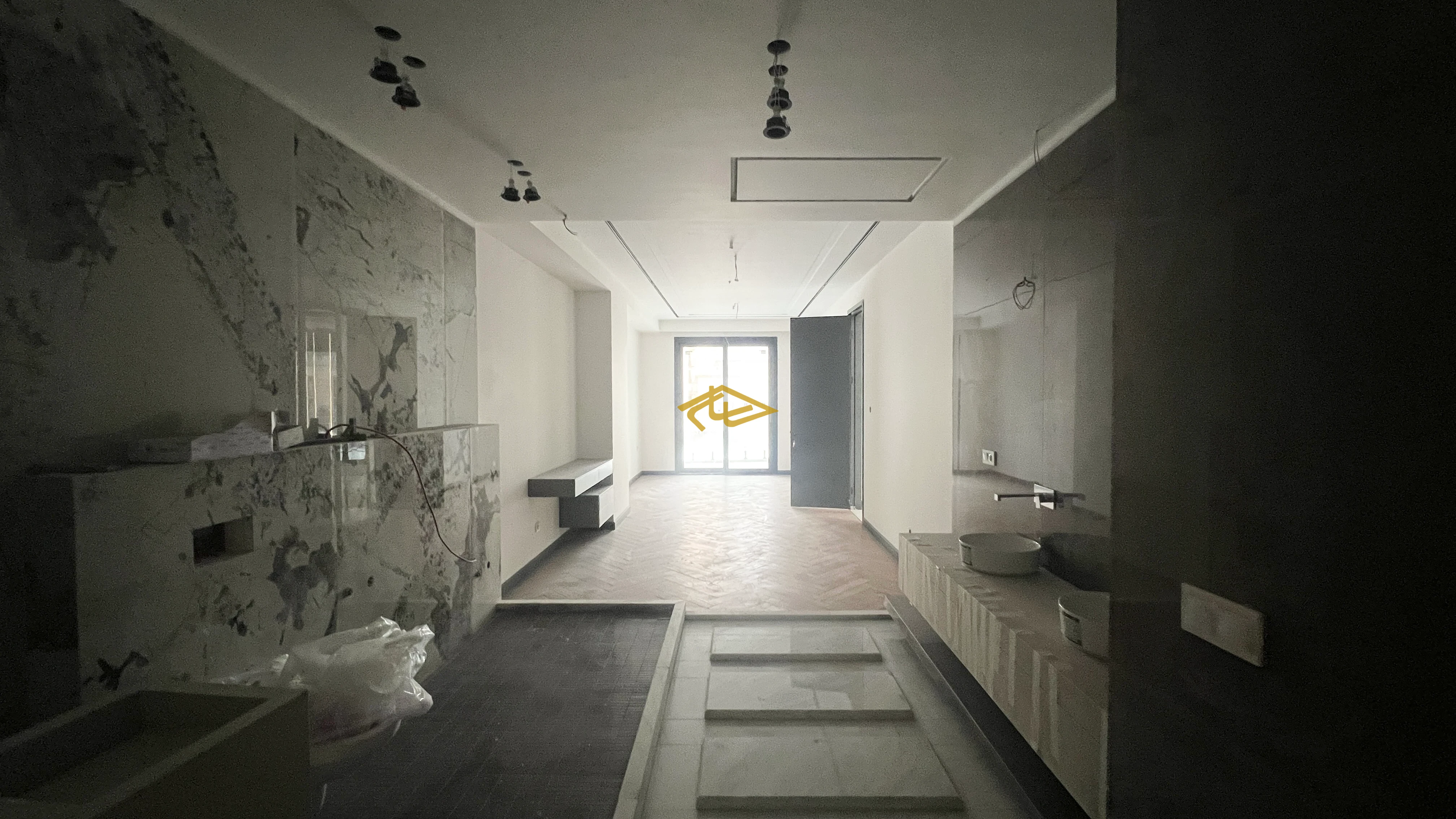 خرید آپارتمان با امکانات باورنکردنی در ولنجک | ۲۵۰ و ۳۰۰ متر