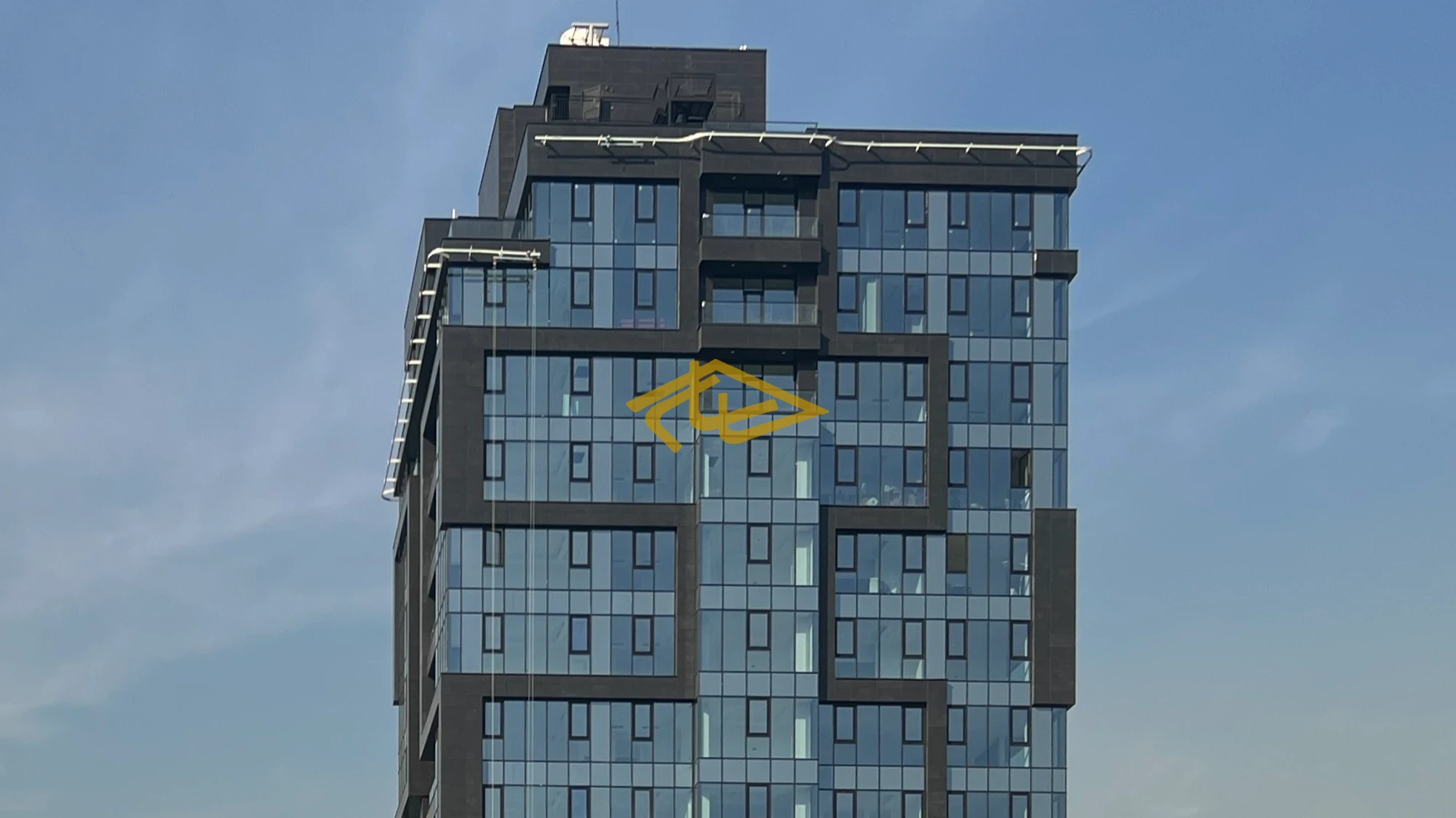 خرید و اجاره واحد اداری در برج صبا ولنجک | متراژ مختلف