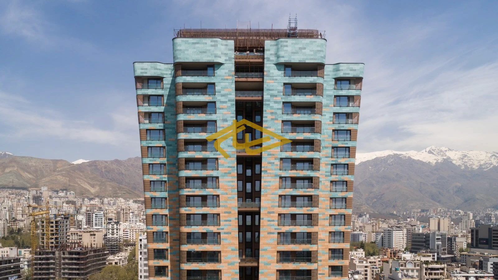 رهن و اجاره آپارتمان در برج مهرآفرین محمودیه