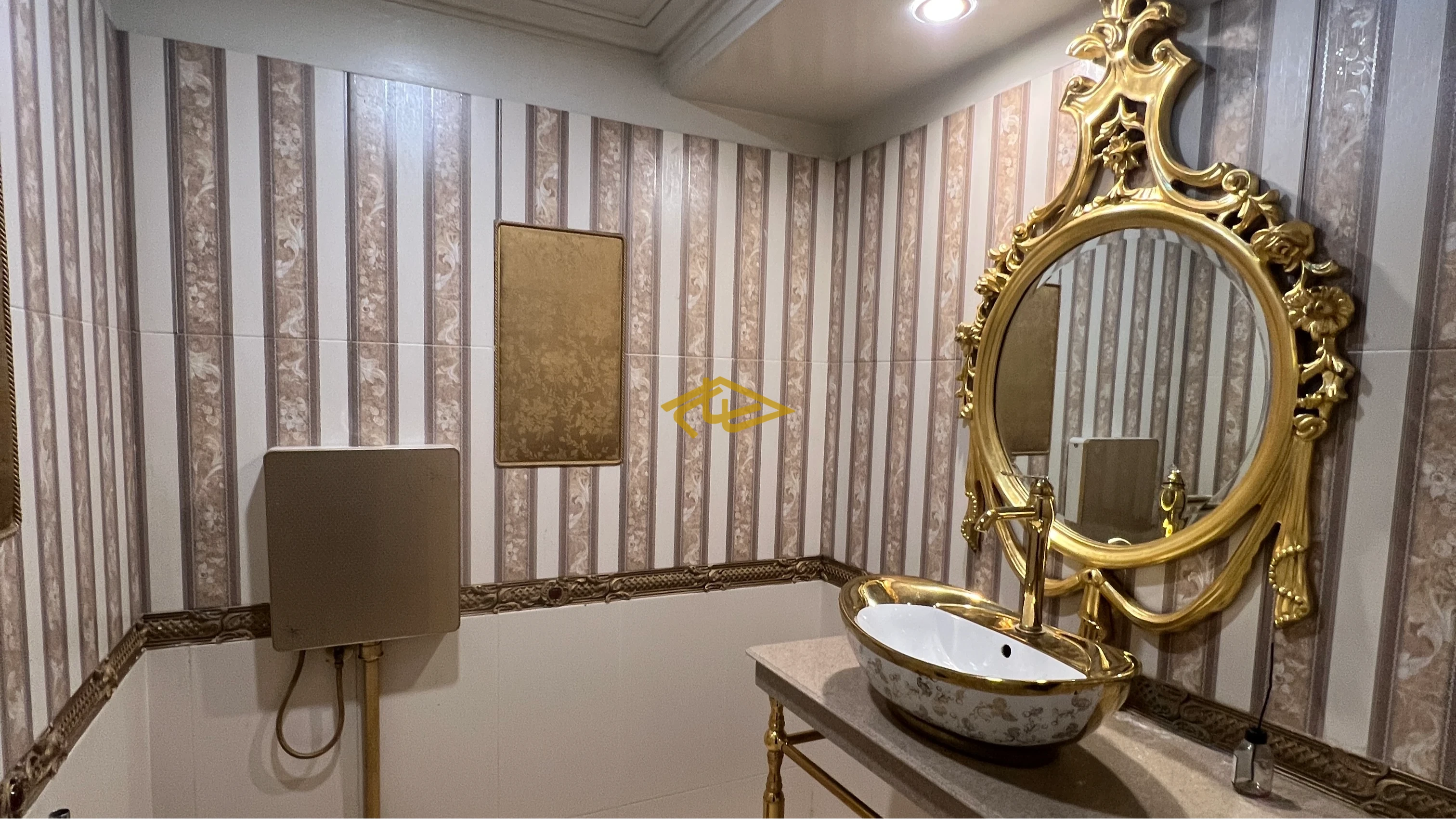 اجاره پنت‌هاوس ۵۰۰ متری دوبلکس در محمودیه | تراس گاردن ۱۰۰ متری