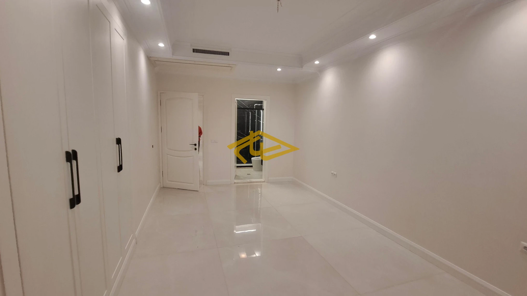 اجاره آپارتمان در زعفرانیه | ۲۹۰ متر ۴ خواب سوپر لوکس