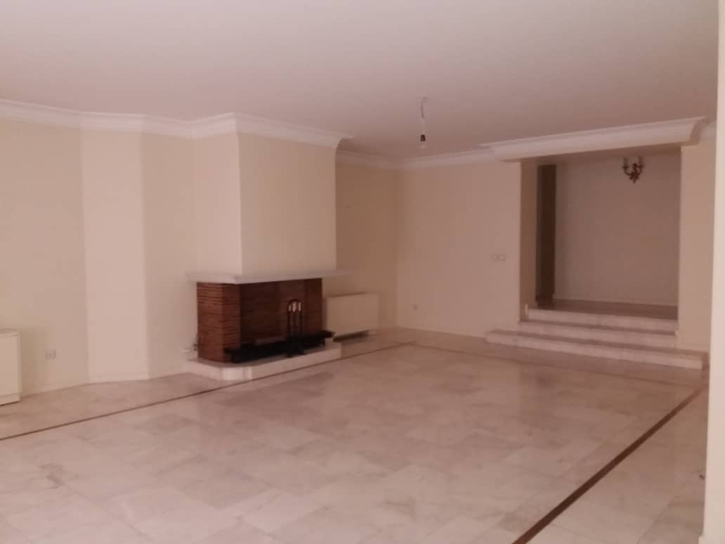 فروش مستغلات 270 متری در 3 طبقه در محمودیه