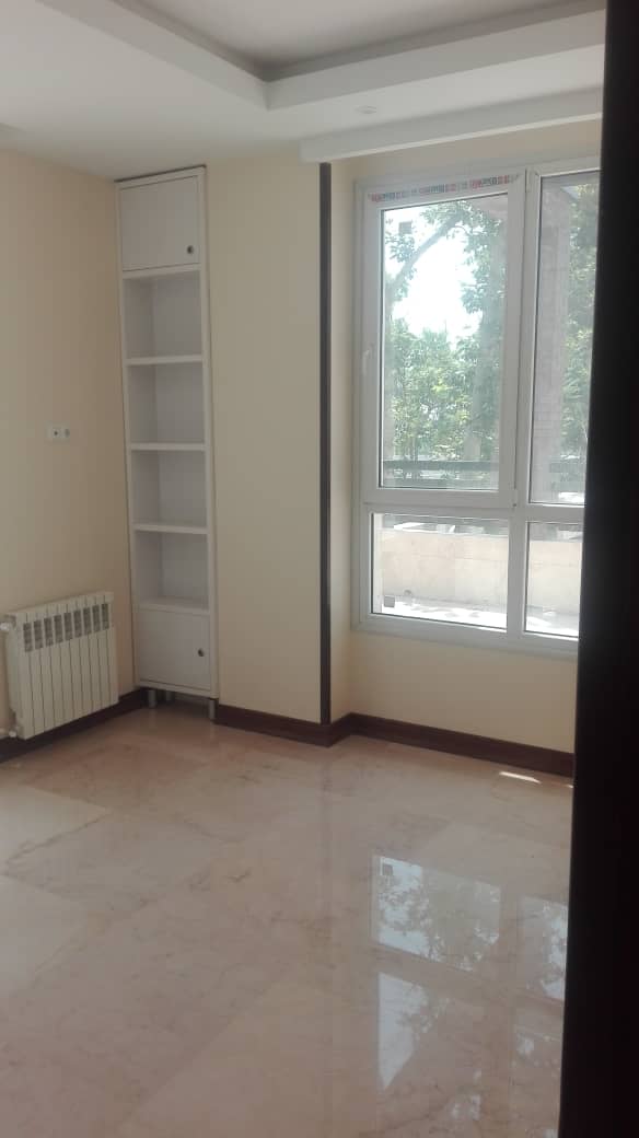 رهن آپارتمان 130 متری + 60 متر تراس در هشترودی اوین