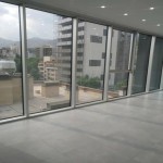فروش دفتر كار ٨٠ متري ٢ خواب سند اداري طبقه ششم مجتمع رويال در فرشته