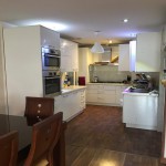 خريد آپارتمان در دركه ١٠٧ متر ٢ خواب خوش نقشه بسيار تميز ويو بي نظير در مجتمع باران