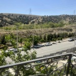 اجاره آپارتمان در دركه ٩٠ متر ٢ خواب خوش نقشه دسترسي عالي ويو بي نظير طبقات بالا بسيار تميز مبله در ساختمان سيمرغ