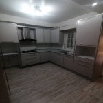 اجاره آپارتمان در ولنجك ٧٦ متر ٢ خواب خوش نقشه طبقات بالا نور و نقشه عالي بسيار تميز در ساختمان آفتاب